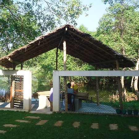 4 S Villa Tangalle Esterno foto