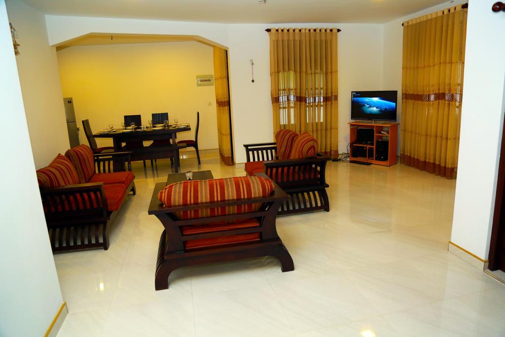 4 S Villa Tangalle Esterno foto