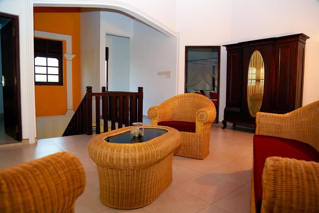 4 S Villa Tangalle Esterno foto