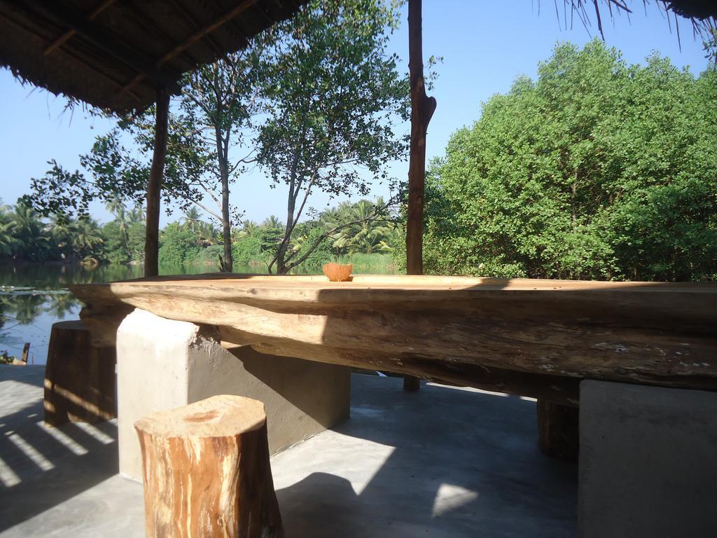 4 S Villa Tangalle Esterno foto